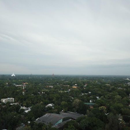 Sacred City Tourist Resort Anuradhapura Buitenkant foto