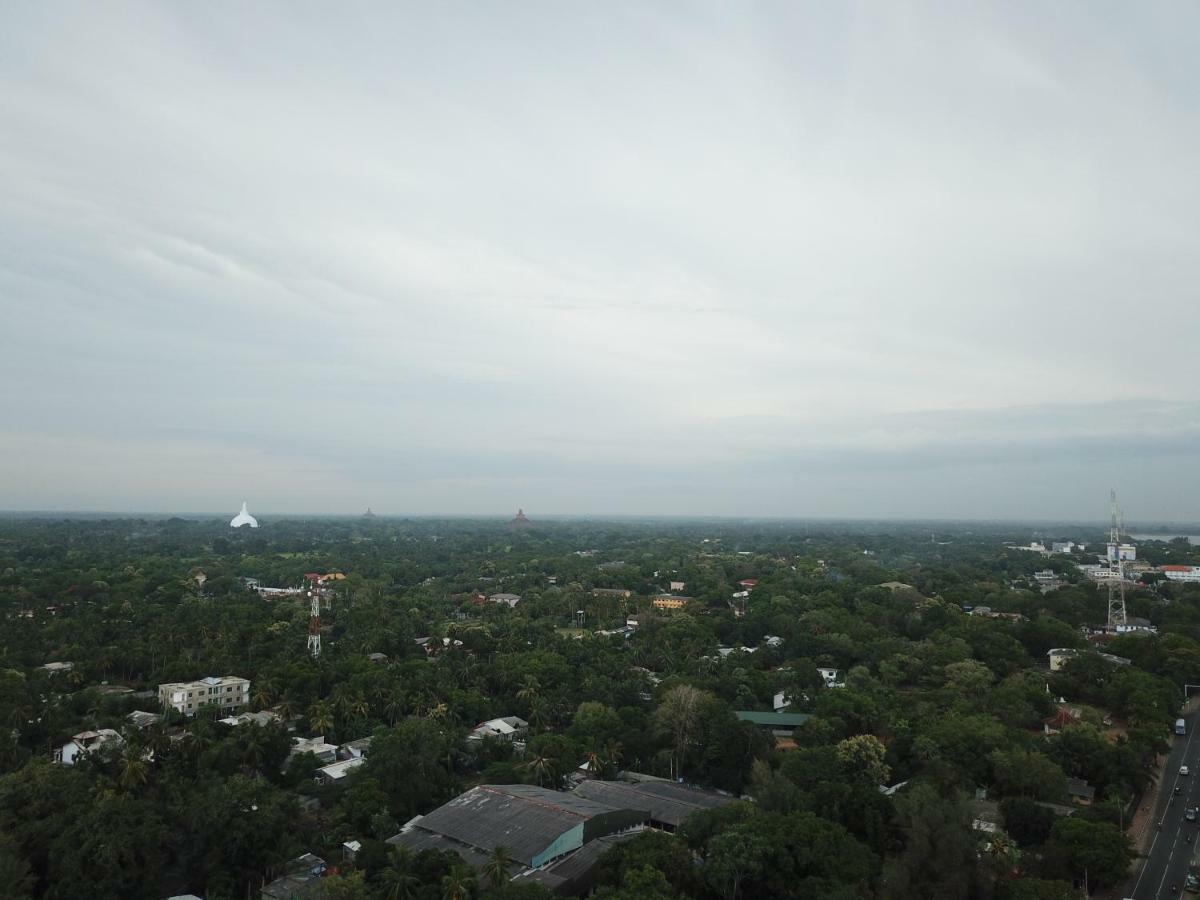 Sacred City Tourist Resort Anuradhapura Buitenkant foto